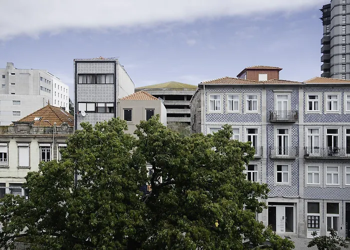 Trindade Premium * Porto