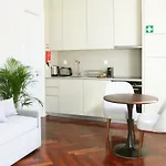 Trindade Premium * Porto
