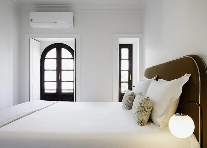 Trindade Premium * Oporto