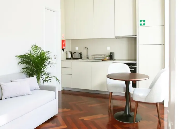 Trindade Premium * Oporto